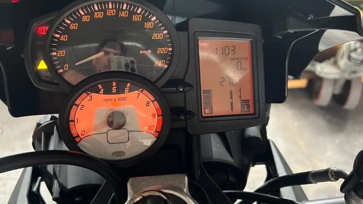 Bmw F 800 R (2009 - 11)  (2)