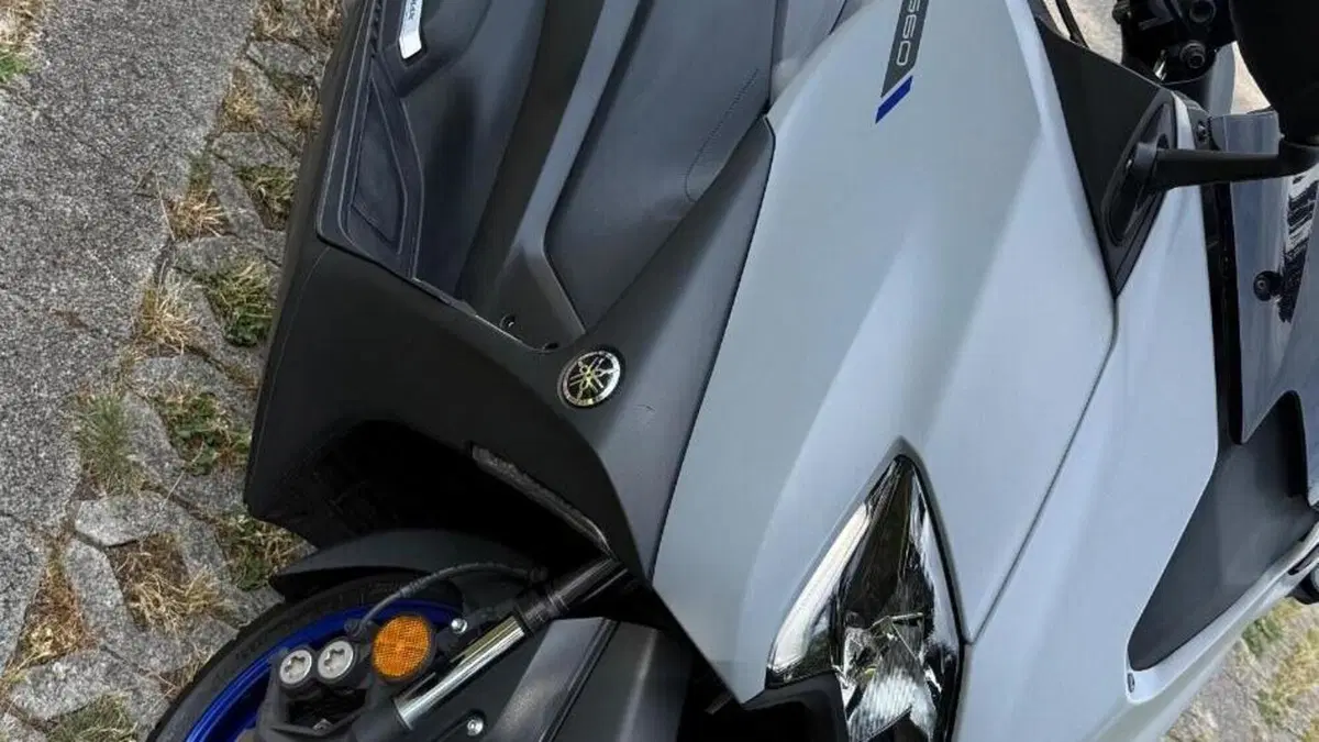 Yamaha T-Max 560 (2020 - 21)  (2)