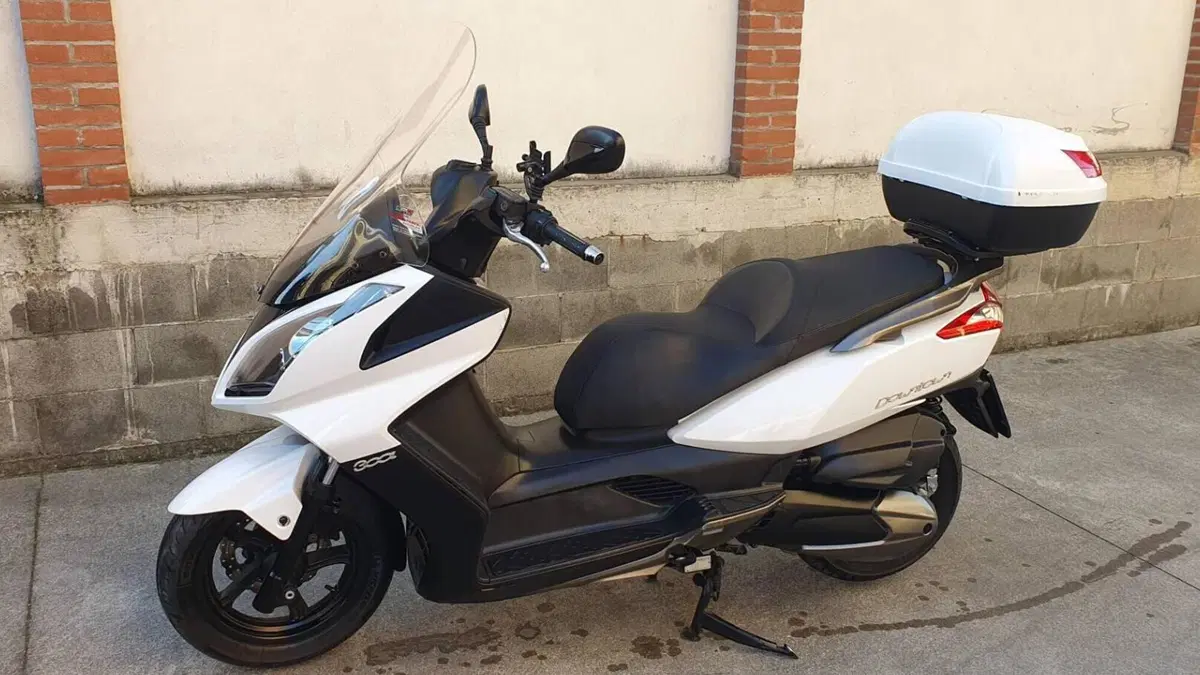 Kymco Downtown 300i (2009 - 17)  (6)