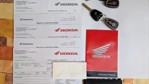 Honda CB 750 Hornet (2023 - 24)  (4)