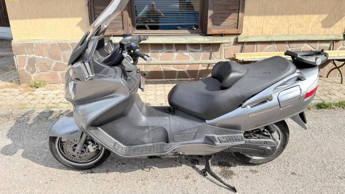 Suzuki Burgman AN 650 Executive ABS (2006 - 12)  (4)