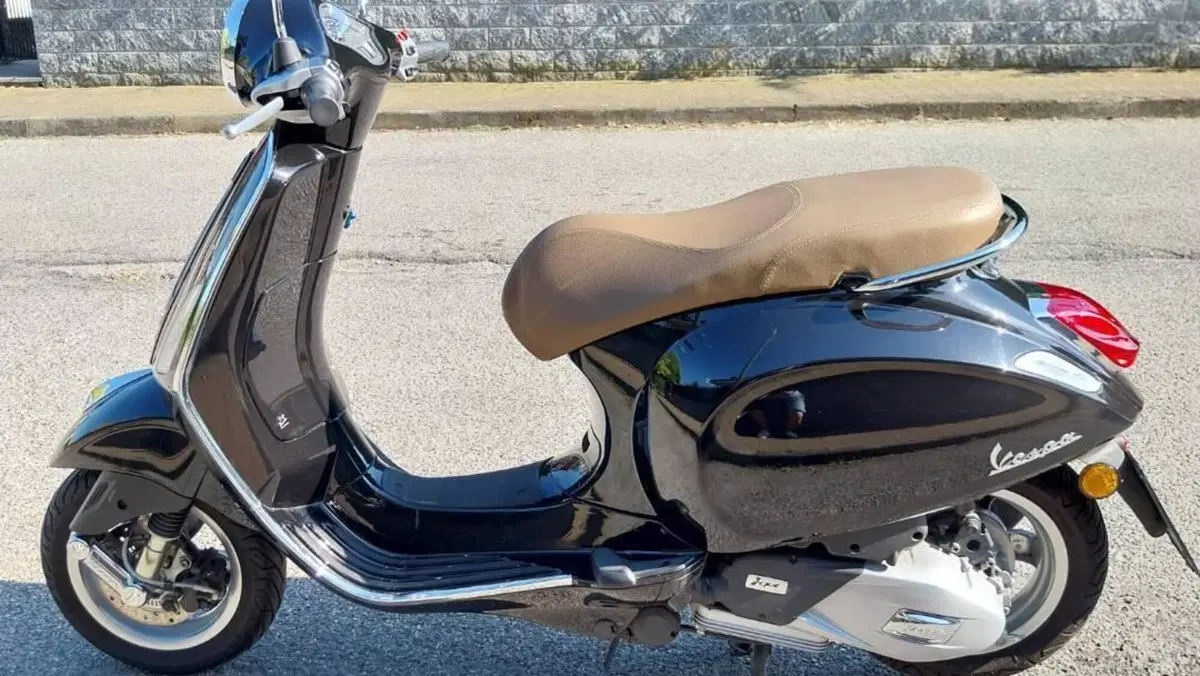 Piaggio Vespa 125 Primavera  (4)