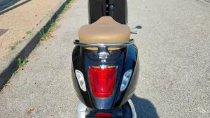Piaggio Vespa 125 Primavera  (5)