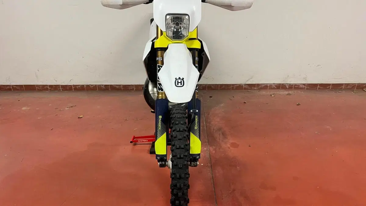 Husqvarna TE 250 (2024)  (5)