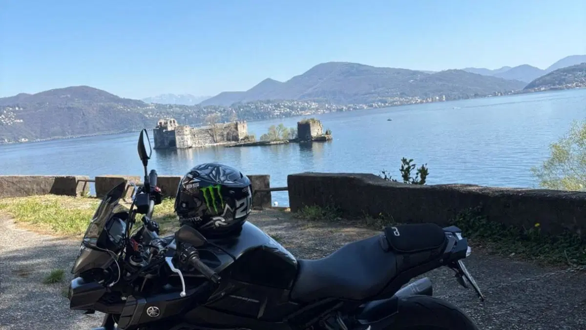 Yamaha MT-10 ABS (2016 - 17)  (4)