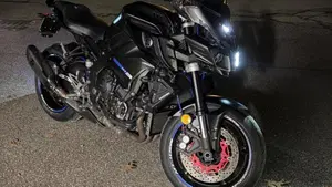 Yamaha MT-10 ABS (2016 - 17)  (7)