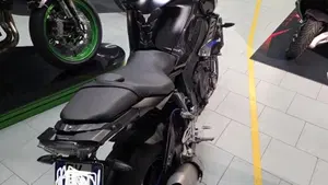 Yamaha MT-10 ABS (2016 - 17)  (11)