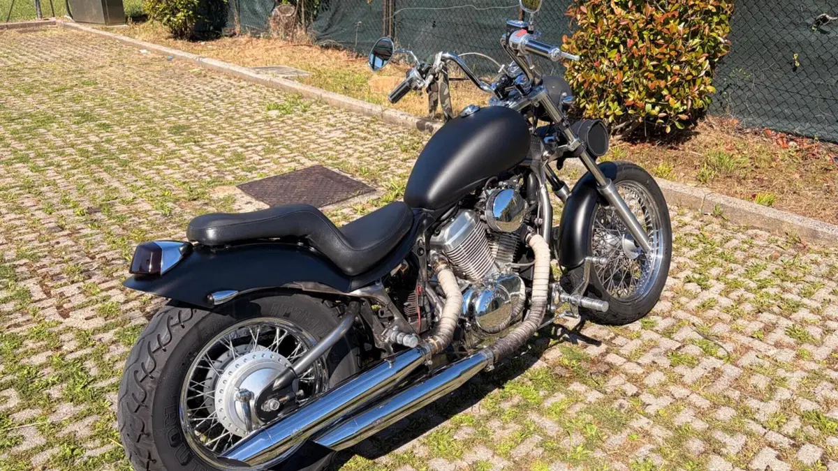 Honda VT 600 C Shadow (1989 - 02)  (4)