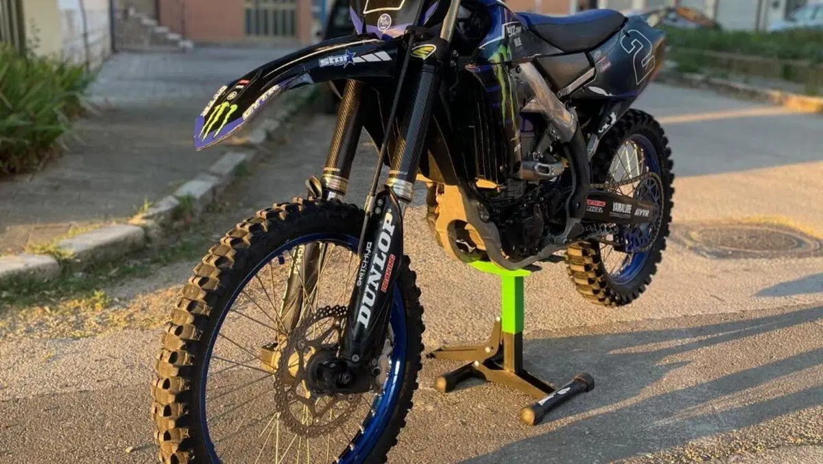 Yamaha YZ 450 F (2021)  (3)