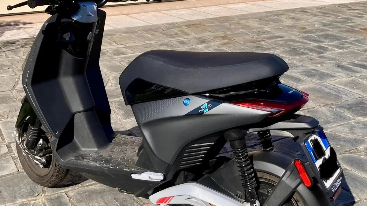 Piaggio 1 Active (2022 - 26)  (3)