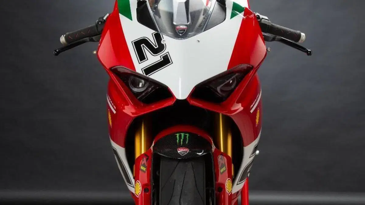 Ducati Panigale V2 Bayliss 1st Championship 20th Anniversary (2021 - 24)  (8)