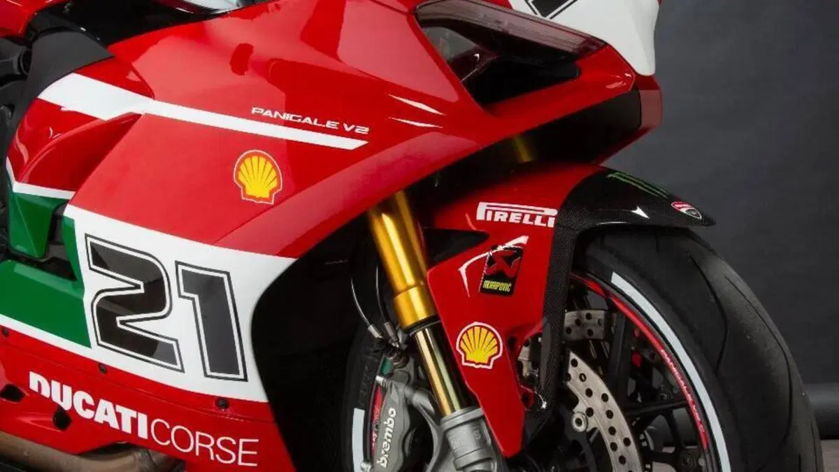 Ducati Panigale V2 Bayliss 1st Championship 20th Anniversary (2021 - 24)  (11)