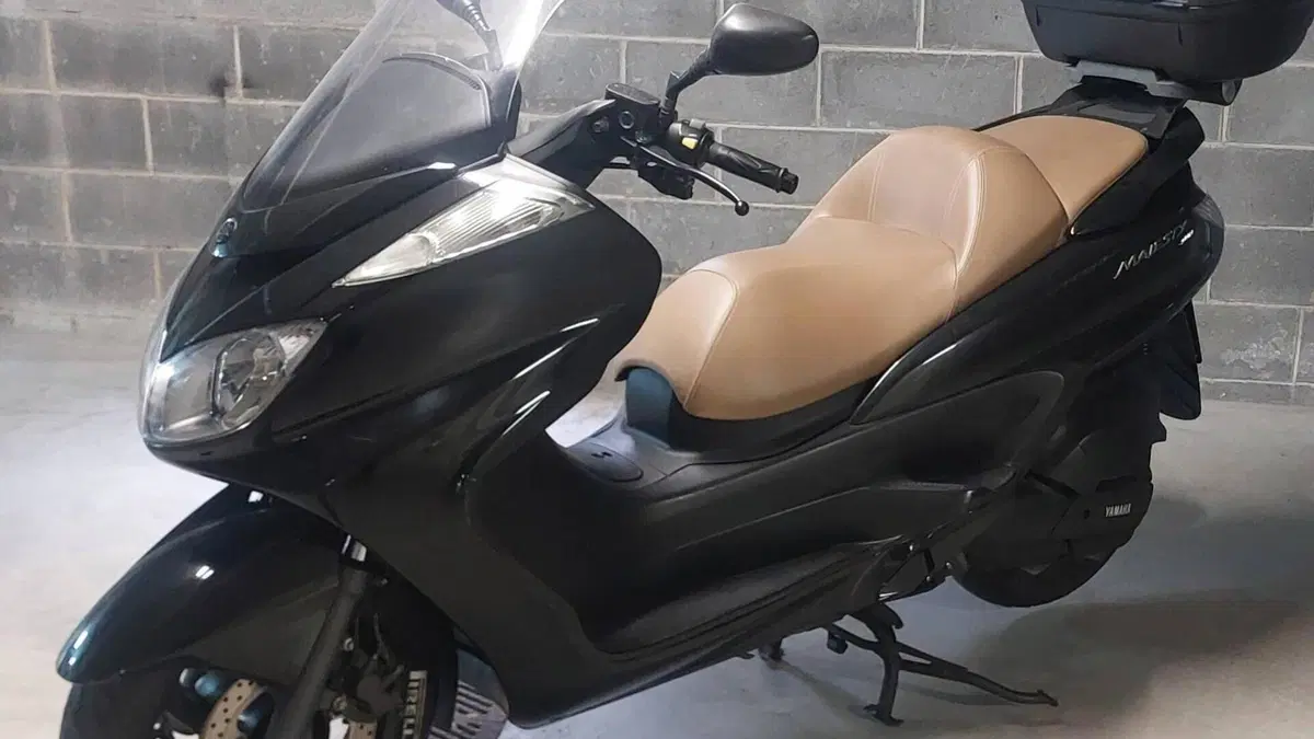 Yamaha Majesty 400 (2004 - 08) 