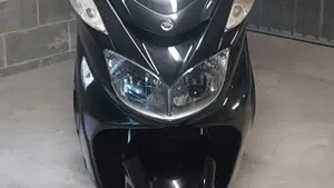 Yamaha Majesty 400 (2004 - 08)  (2)