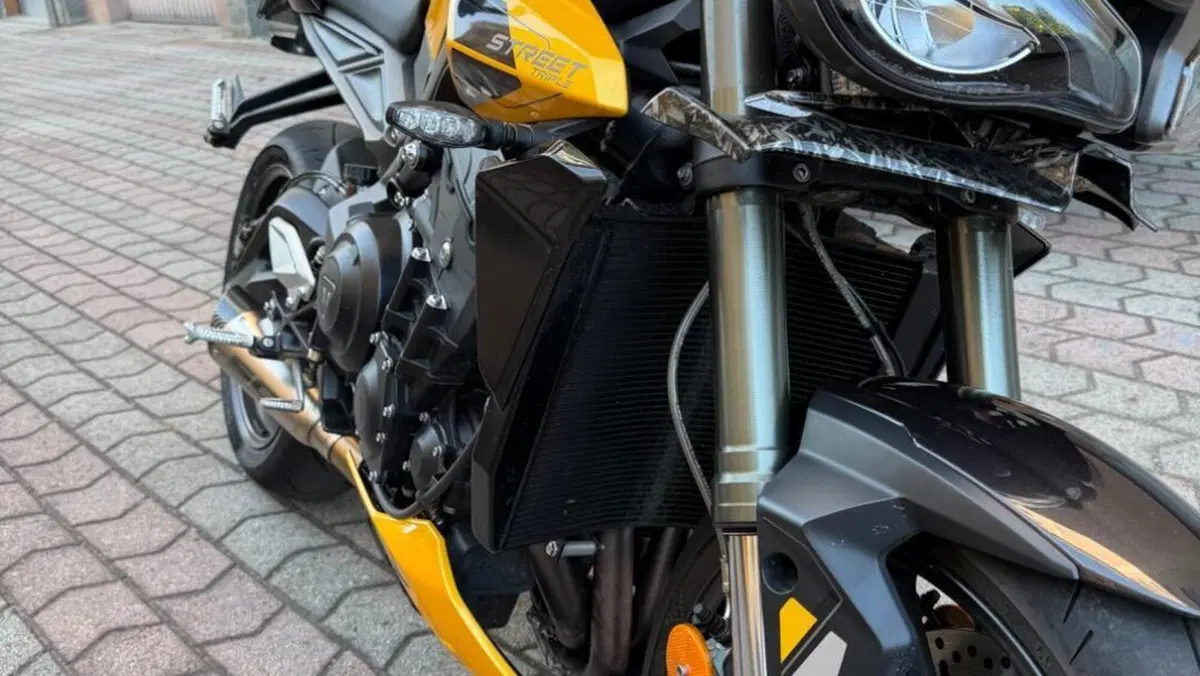 Triumph Street Triple 765 RS (2023 - 26) 