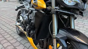 Triumph Street Triple 765 RS (2023 - 26) 