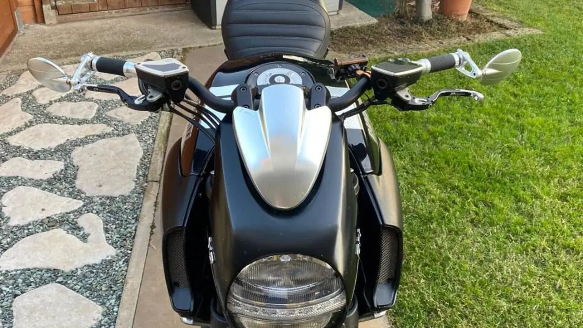 Ducati Diavel 1200 (2010 - 13)  (2)