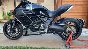 Ducati Diavel 1200 (2010 - 13)  (3)