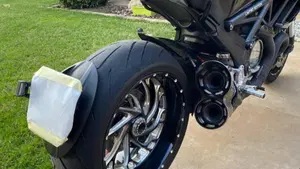 Ducati Diavel 1200 (2010 - 13)  (6)