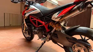 Ducati Hypermotard 950 SP (2022 - 25)  (5)