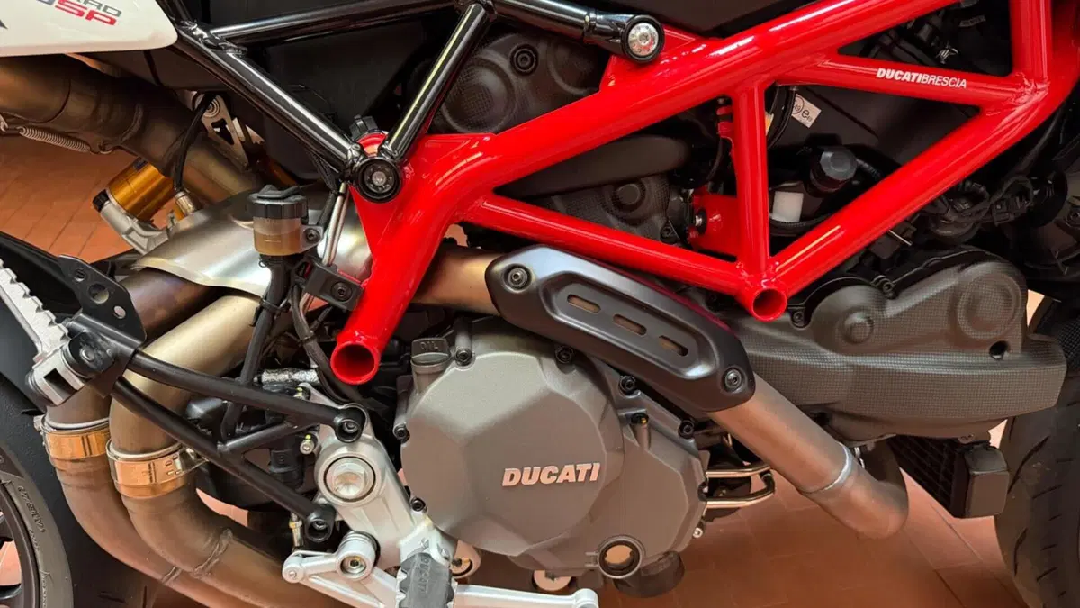 Ducati Hypermotard 950 SP (2022 - 25)  (8)