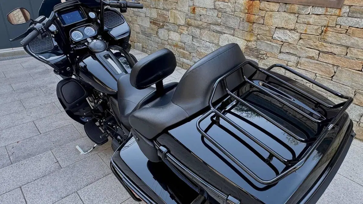 Harley-Davidson 114 Road Glide Limited (2020) - FLTRK  (3)