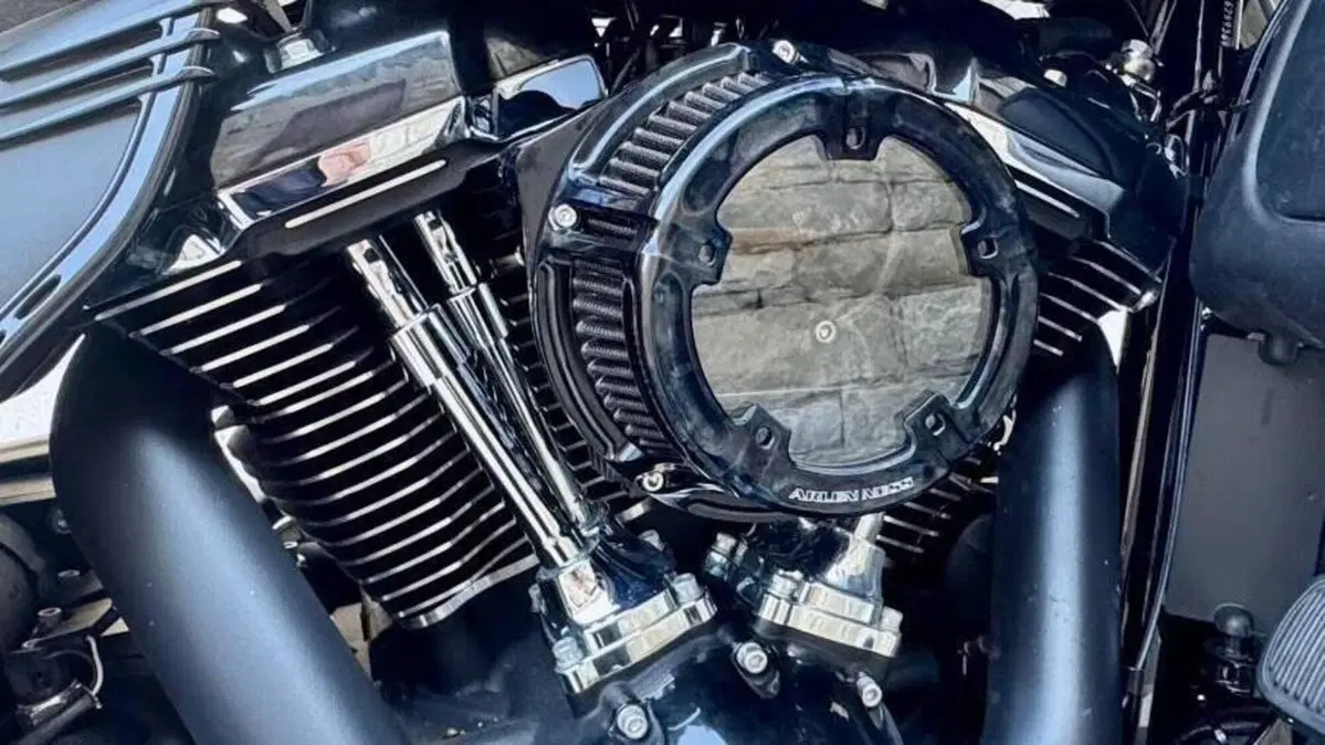 Harley-Davidson 114 Road Glide Limited (2020) - FLTRK  (4)