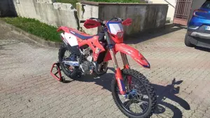 Honda CRF 250RX Enduro Special (2024)  (4)