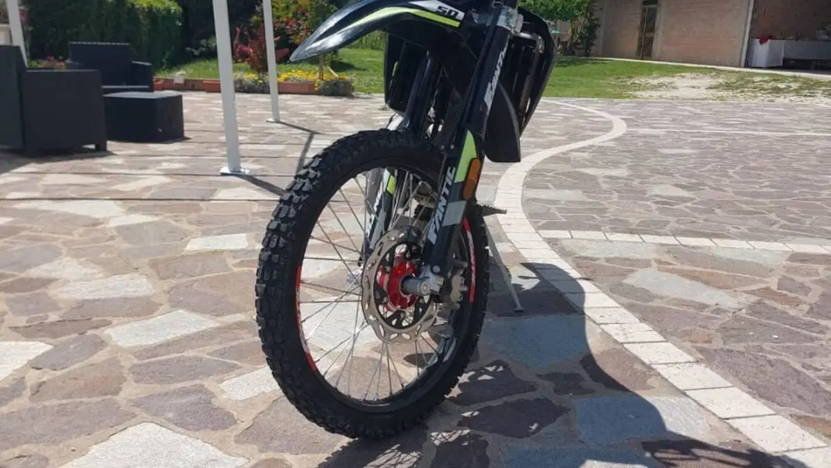 Fantic Motor Enduro 50 E Performance 2t (2019)  (4)