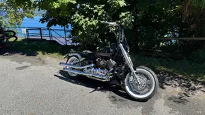 Yamaha XVS 650 Drag Star A Classic (1998 - 06)  (3)