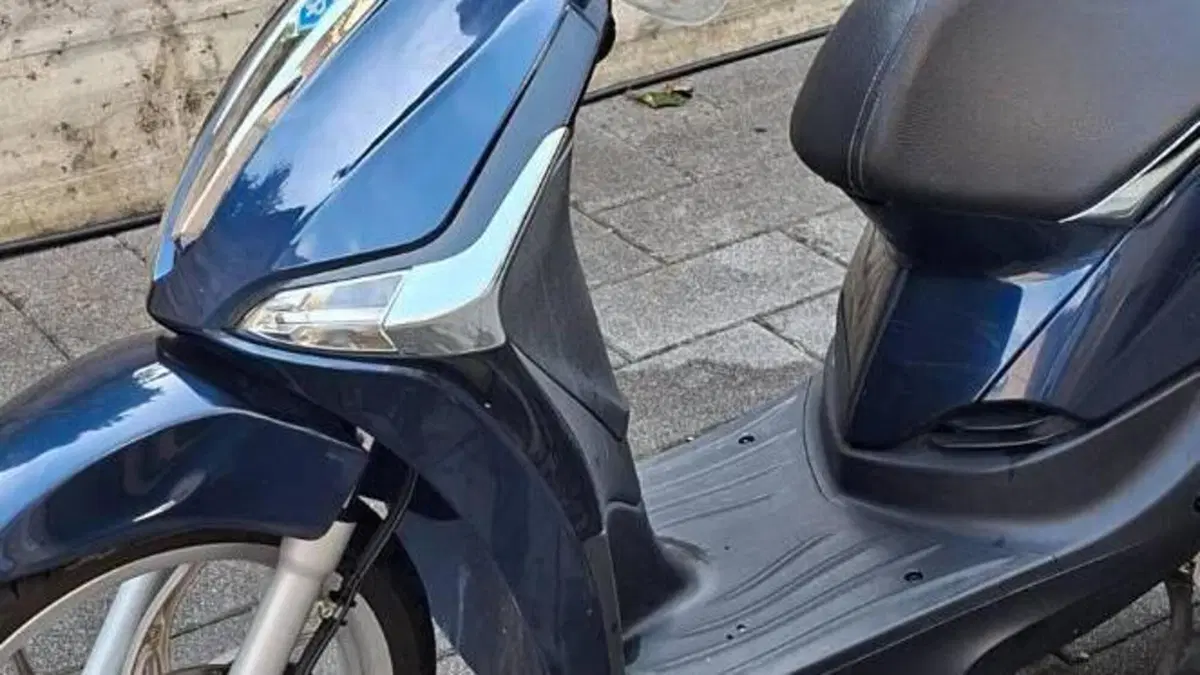 Piaggio Liberty 50 i-get (2016 - 18)  (5)
