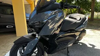 Yamaha X-Max 300 Tech Max (2021 - 24) usata