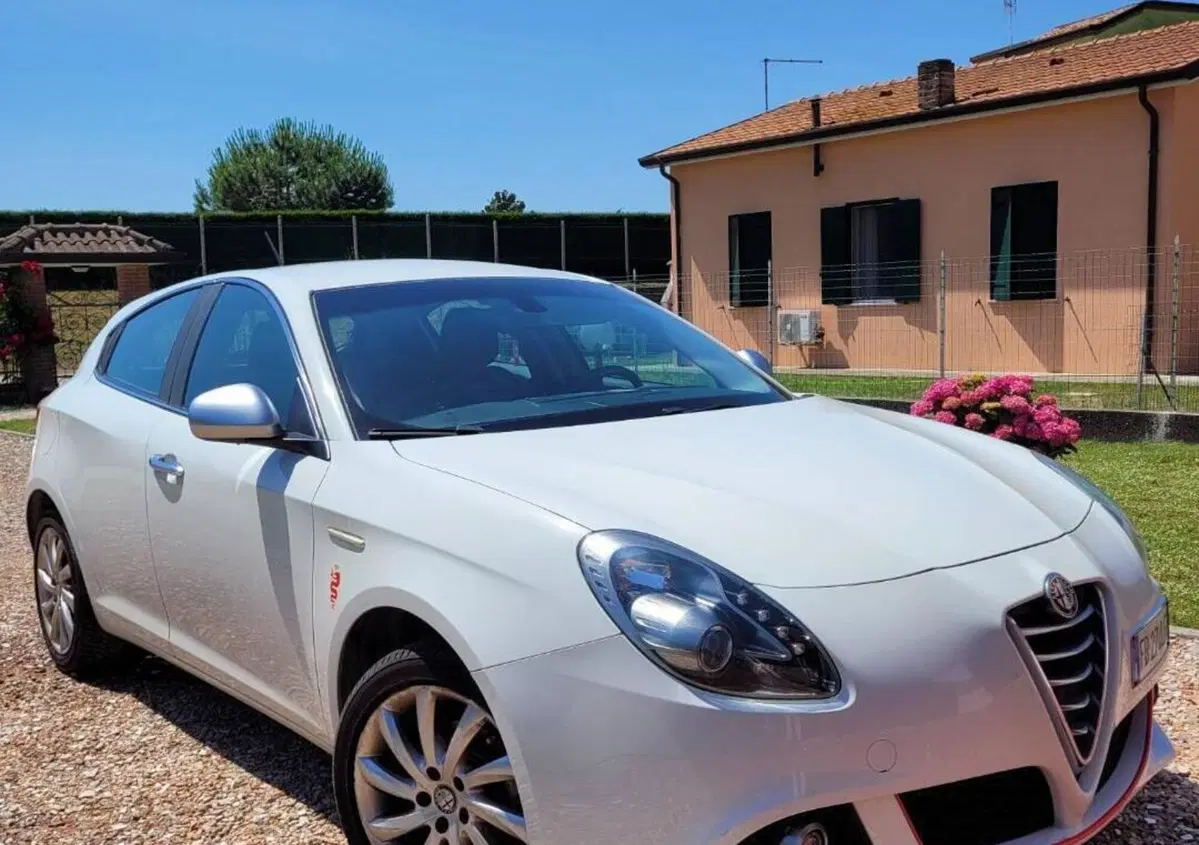 Alfa Romeo Giulietta 1.4 Turbo Distinctive Gpl 120cv E6