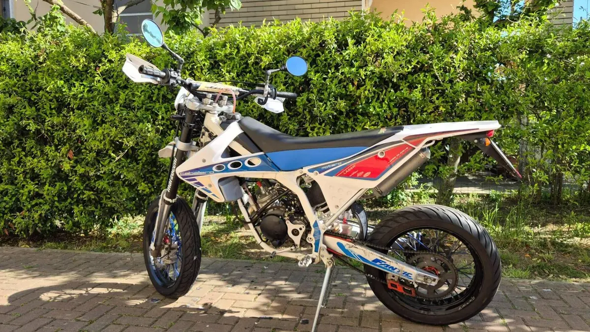 Fantic Motor Caballero 50 Motard (2009 - 12)  (6)