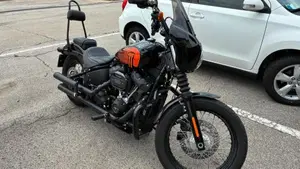 Harley-Davidson Street Bob 114 (2021 - 24)  (2)