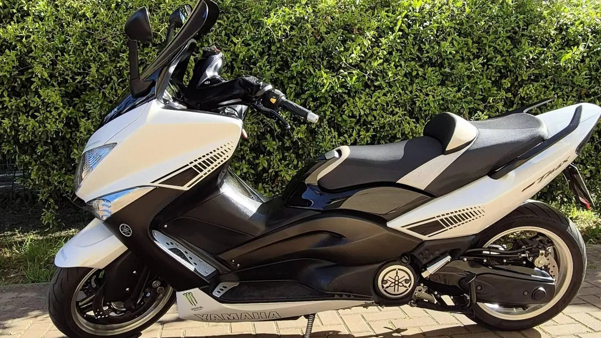 Yamaha T-Max 500 White Max (2010 - 11) 