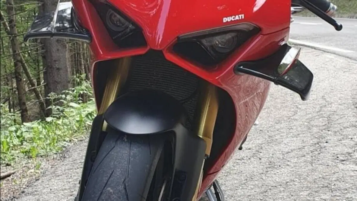 Ducati Panigale V4 S 1100 (2020)  (4)