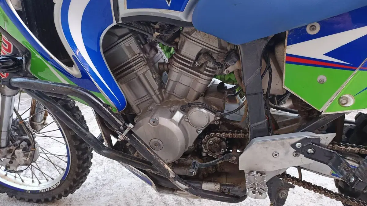 Honda Transalp XL 650V (2000 - 04)  (13)