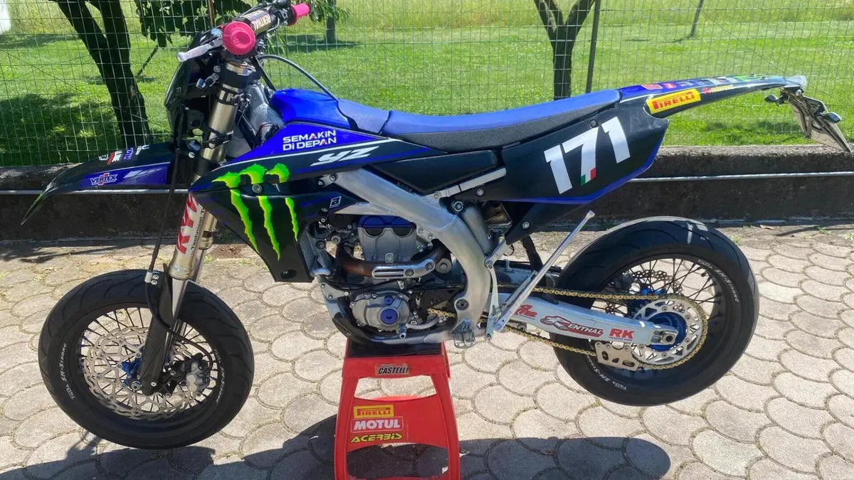 Yamaha YZ 250 F (2021)  (2)