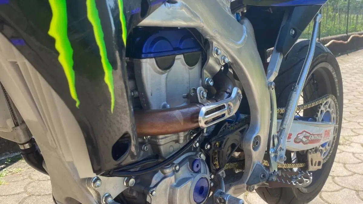 Yamaha YZ 250 F (2021)  (5)