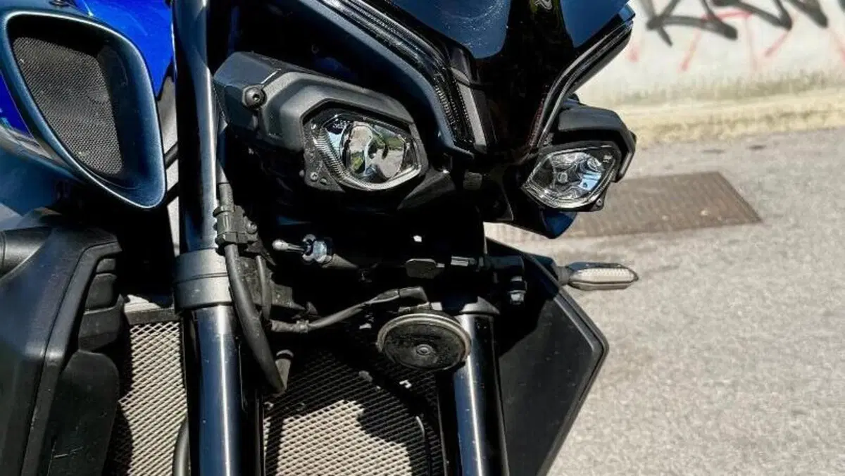 Yamaha MT-10 (2022 - 26)  (11)