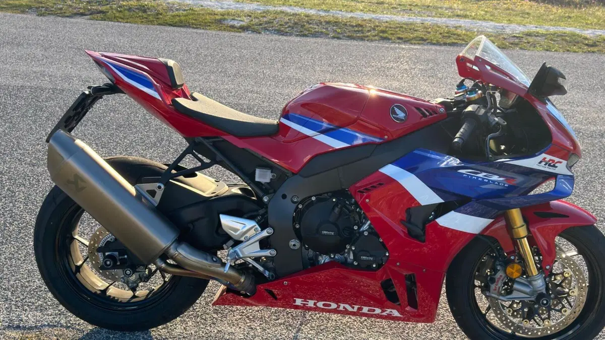 Honda CBR 1000 RR-R Fireblade SP (2024 - 26) 