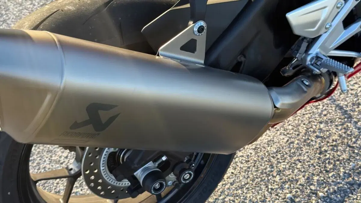 Honda CBR 1000 RR-R Fireblade SP (2024 - 26)  (5)