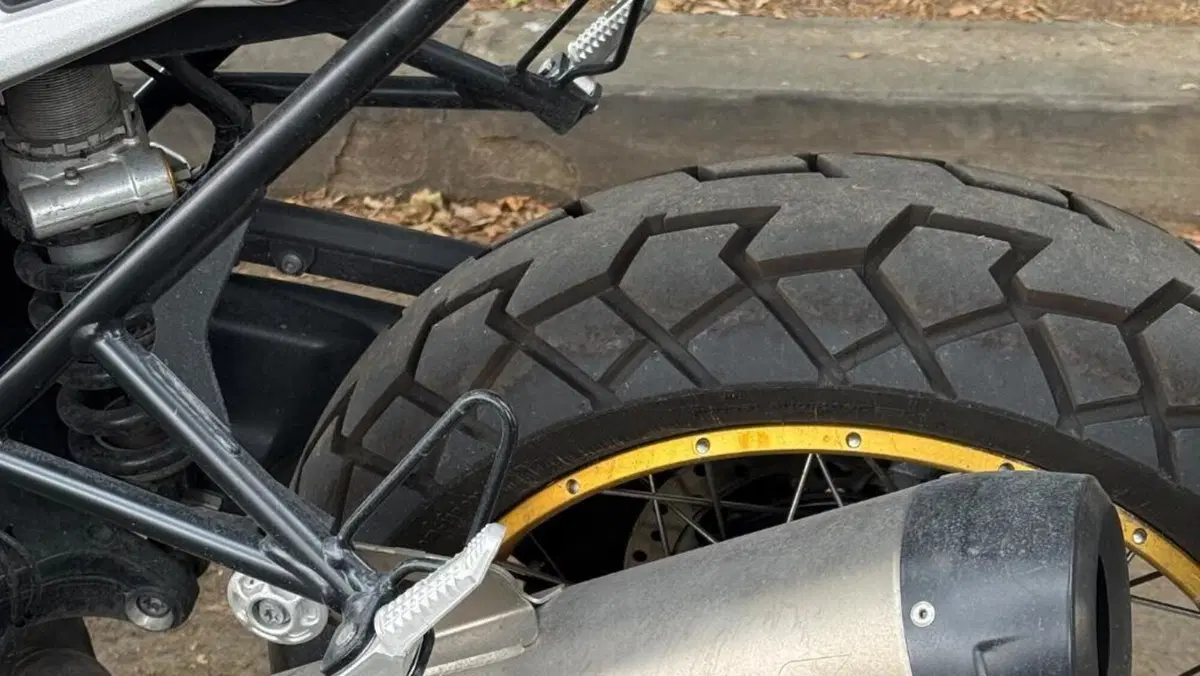 Bmw R nineT Urban GS (2021 - 24)  (4)