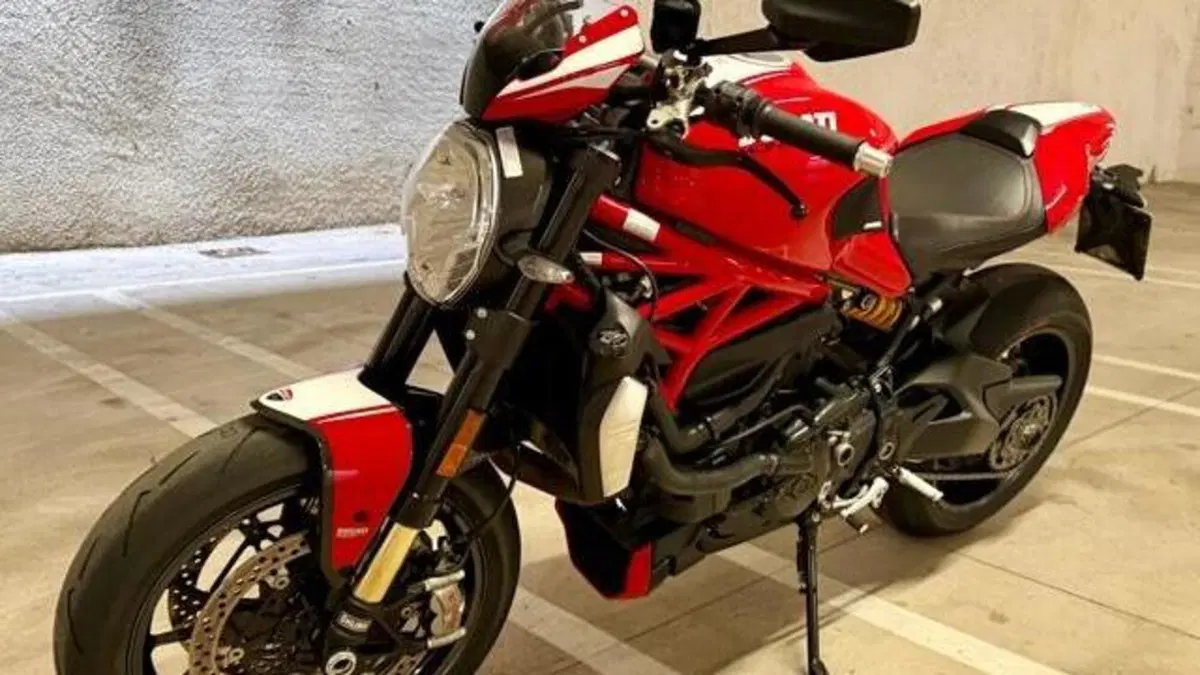 Ducati Monster 1200 R (2016 - 19) 