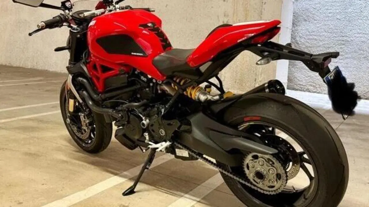 Ducati Monster 1200 R (2016 - 19)  (11)