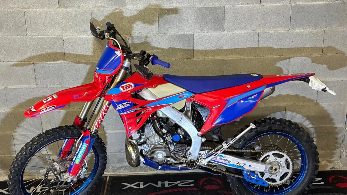 Tm Moto EN 300 Fi ES 2T (2024) 
