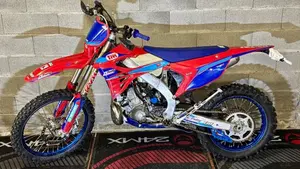 Tm Moto EN 300 Fi ES 2T (2024)  (2)