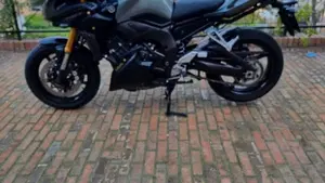 Yamaha FZ1 Fazer (2006 - 16)  (2)