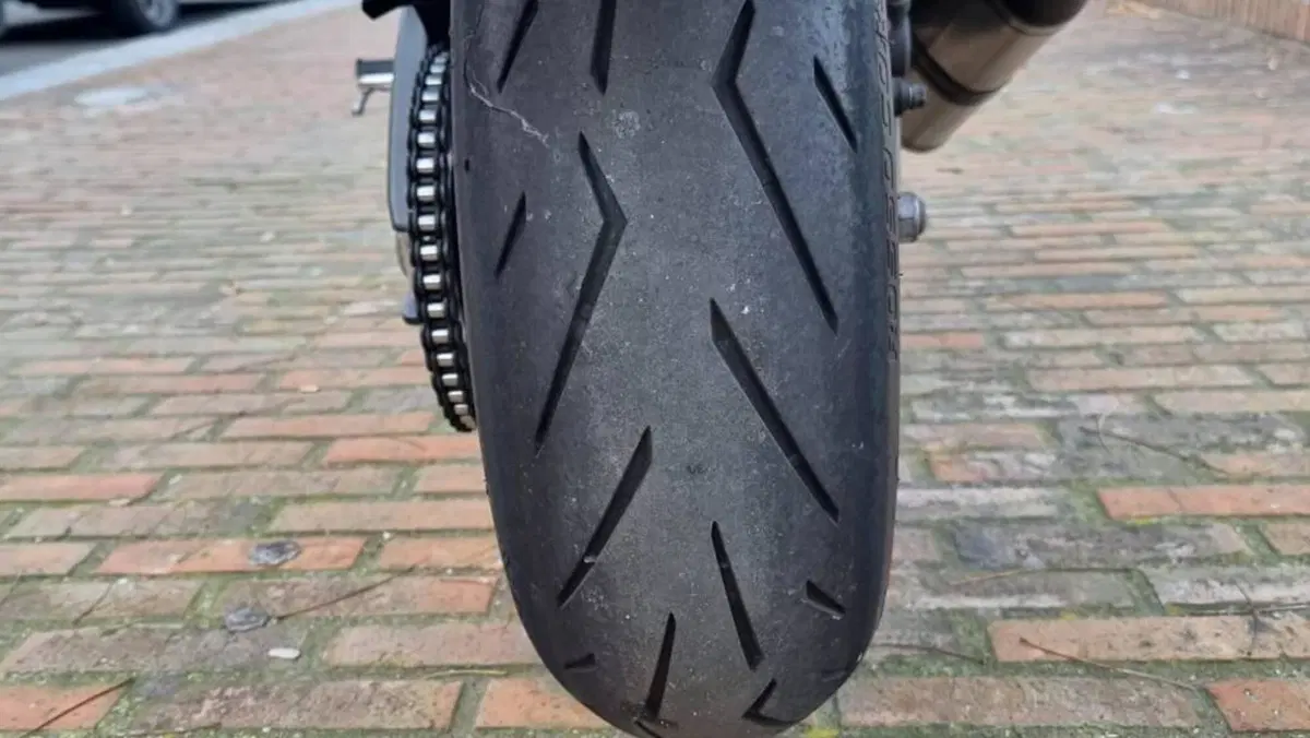 Yamaha FZ1 Fazer (2006 - 16)  (7)